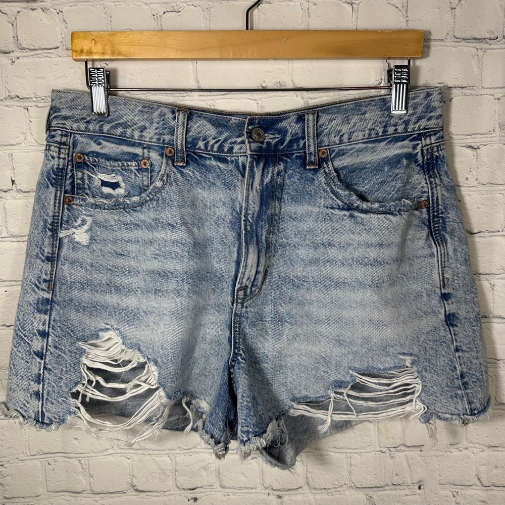 American Eagle Womens Distressed Denim Shorts Light Wash High Rise Size 12